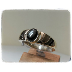 Gelbgold-Ring mit Sternsafir