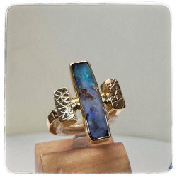 Gelbgold-Ring mit Opal