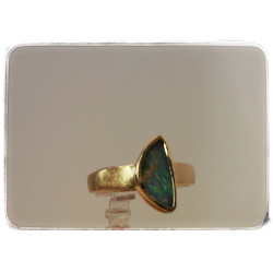 Gelbgold-Ring mit Opal